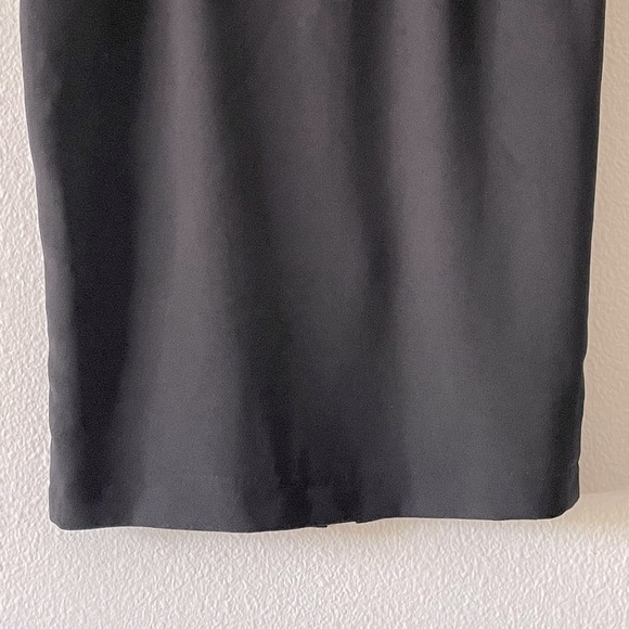 New collection is black crepe skirt with satin lining is beautiful 😍 - Picture 2 of 11